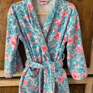 Lilly Pulitzer Pink & Light Blue Floral Plush Robe